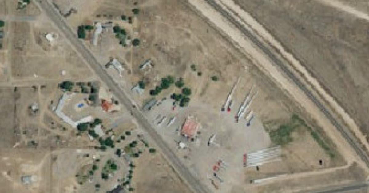 Conoco dog park in Vaughn, NM