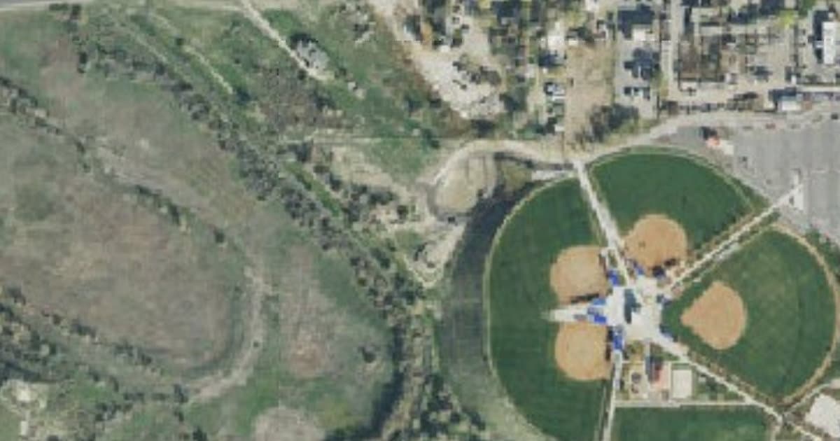Draper Dog Park dog park in Draper, UT