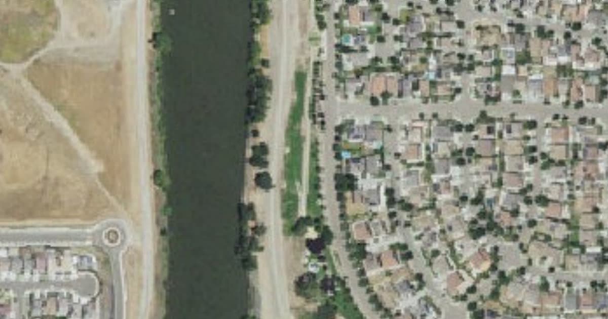 Lathrop Dog Park dog park in Lathrop, CA