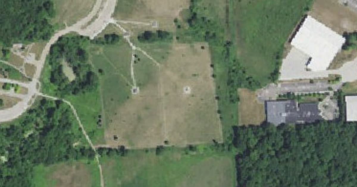 Lyon Dog Park dog park in Lyon, MI