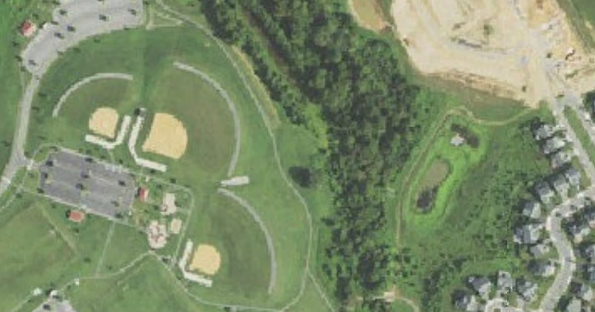 Urbana Dog Park dog park in Urbana, MD