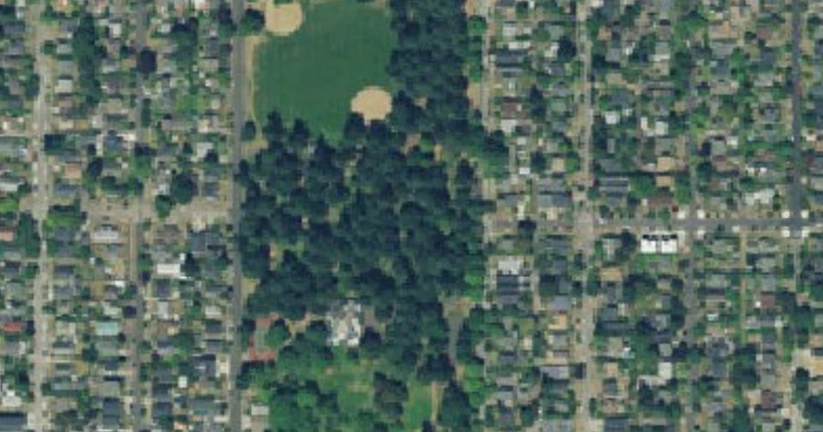 Alberta Park Off Leash Area dog park in Portland, OR