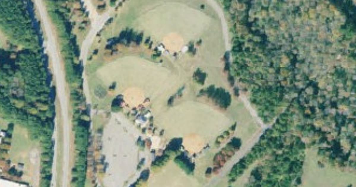 Bark Park at Bill Wood Park dog park in Madison, GA