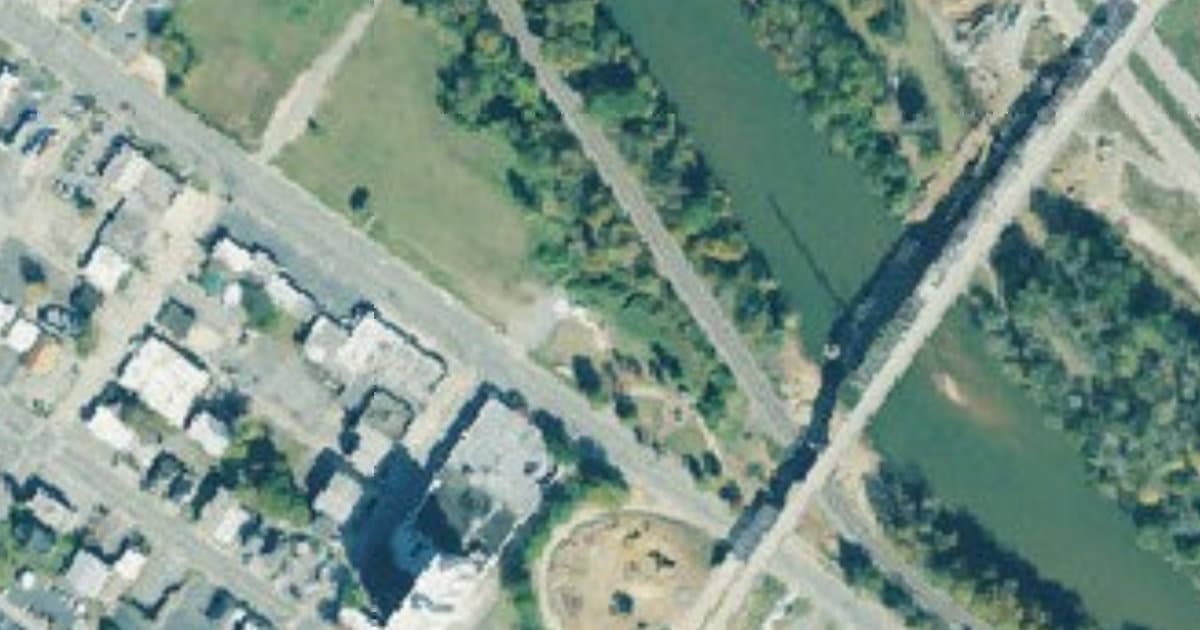 Barks N Brews dog park in Macon, GA