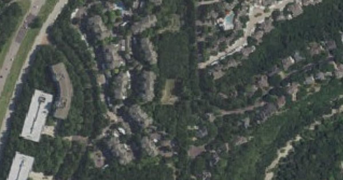 Barkton Creek Dog Park (& Detention Pawnd) dog park in Austin, TX