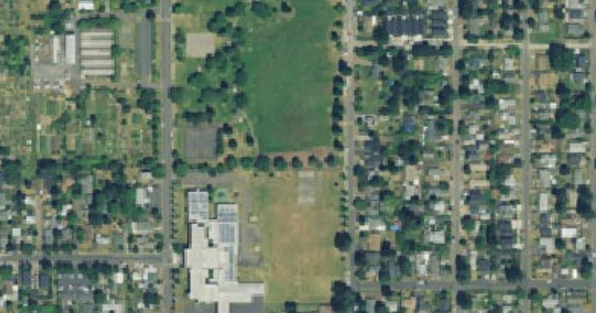 Brentwood Dog Off-Leash Area dog park in Portland, OR