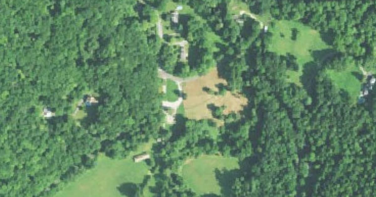 Clatter Valley Park dog park in New Milford, CT