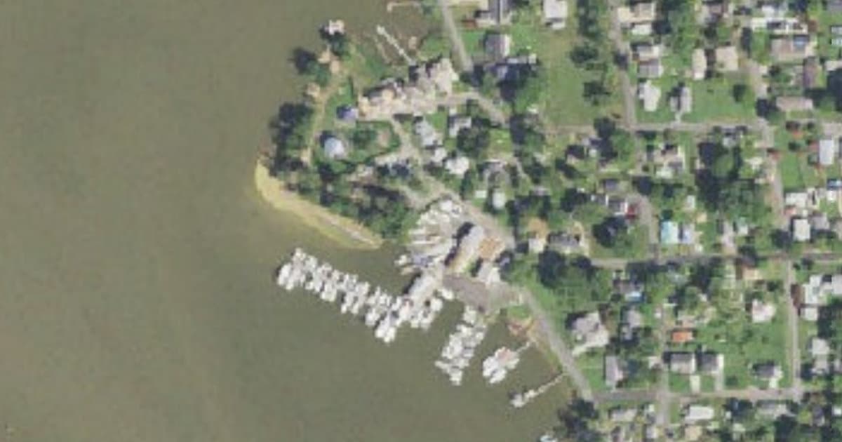 Colonial Beach Dog Park dog park in Colonial Beach, VA