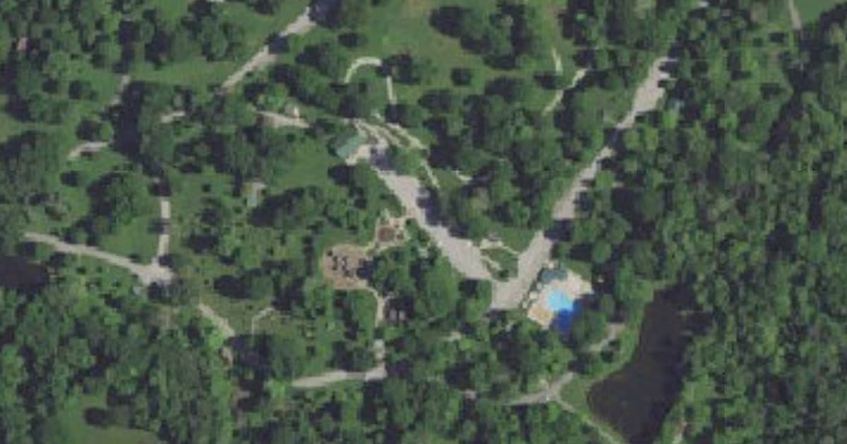 Deming Park dog park in Terre Haute, IN