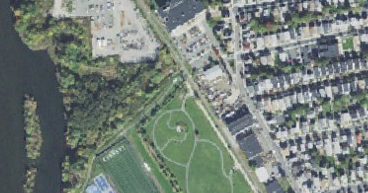 Dog Park at 7-Acre Park dog park in Everett, MA
