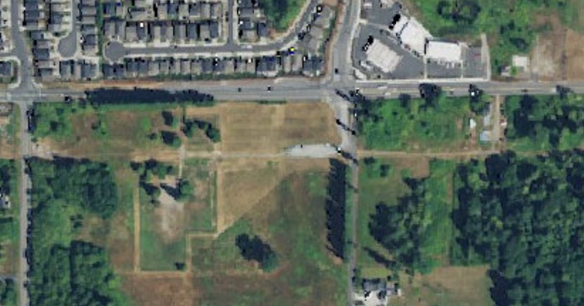 Dog Park at Cavalero Hill Park dog park in Lake Stevens, WA