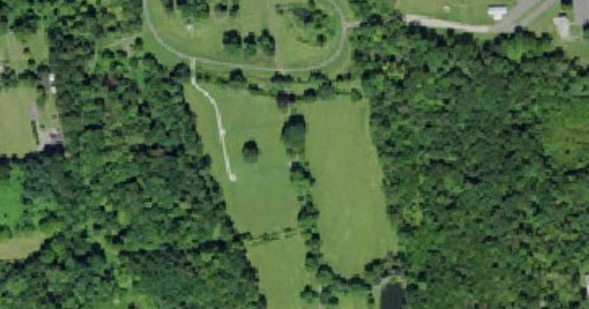 Dog Park at East County Park dog park in Warren, NJ — photo 5