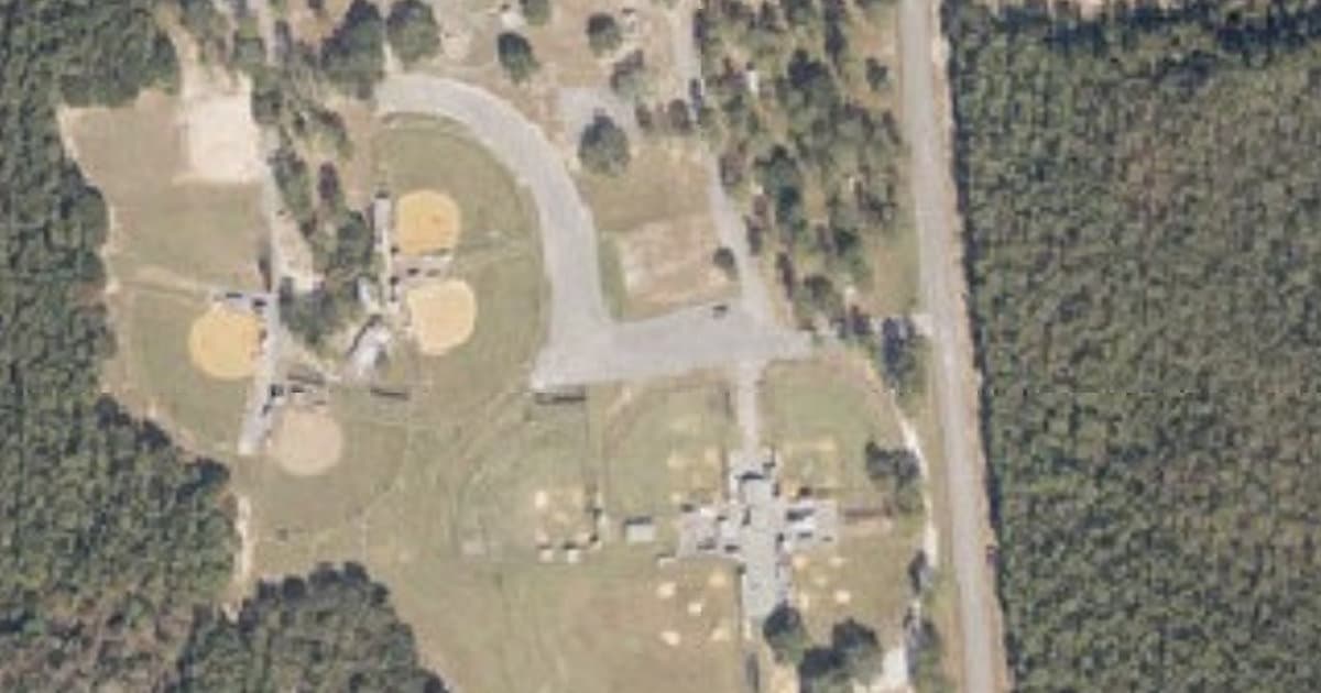 Dog Park at Lum Cumbest Park dog park in Moss Point, MS