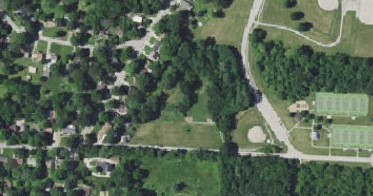 Dog Park at Santa Fe Park dog park in Independence, MO — photo 2