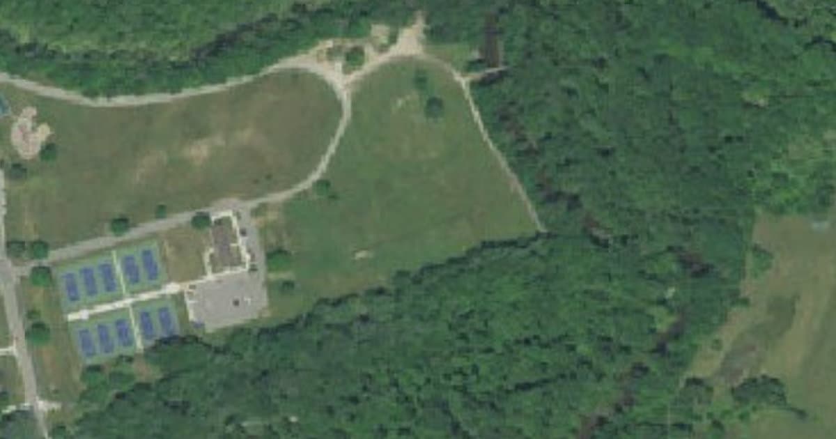 Plymouth Dog Park dog park in Plymouth, IN