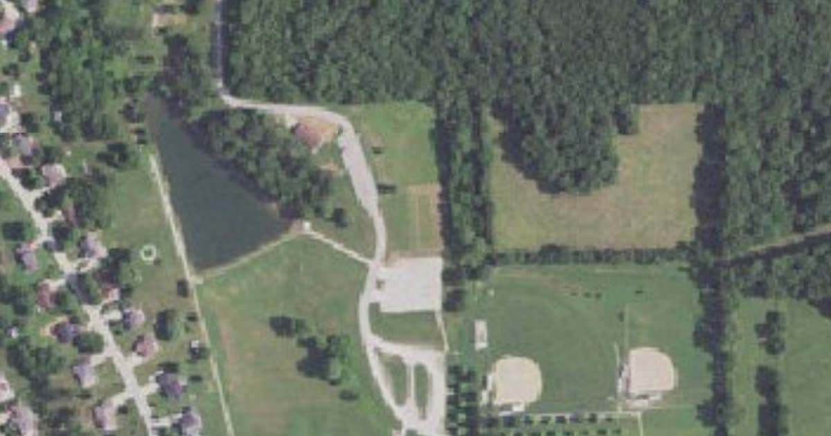 Schubert Dog Park dog park in Schubert, MO