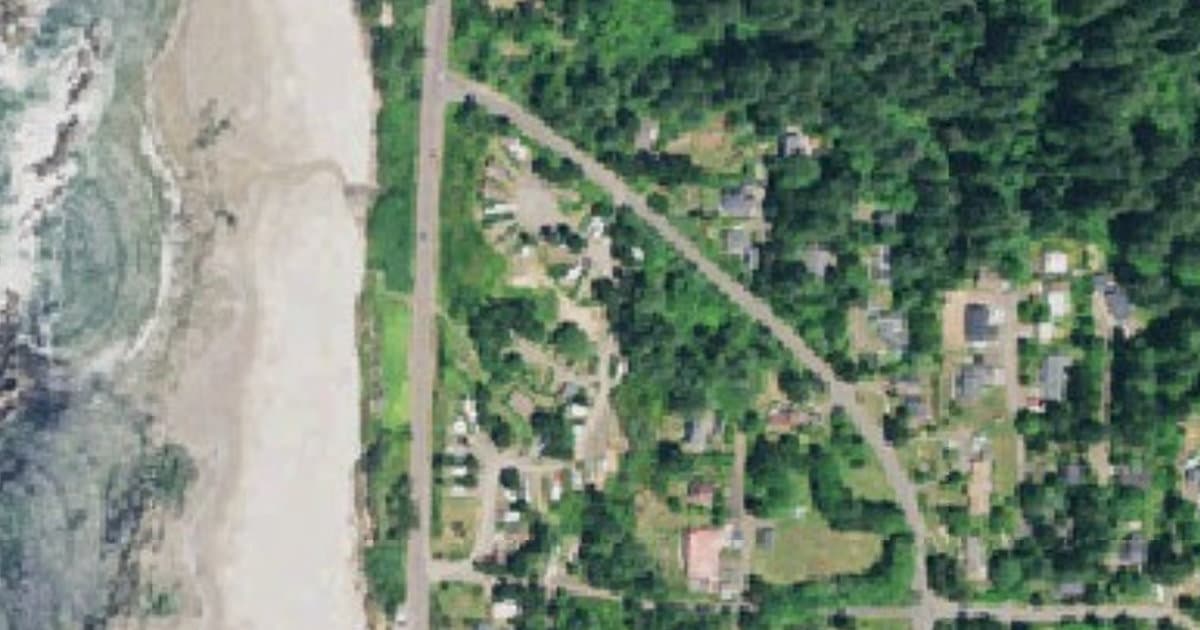 Seal Rock Dog Park dog park in Seal Rock, OR