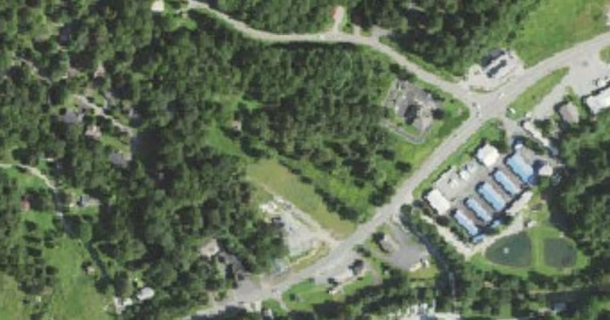 Seven Devils Dog Park dog park in Seven Devils, NC
