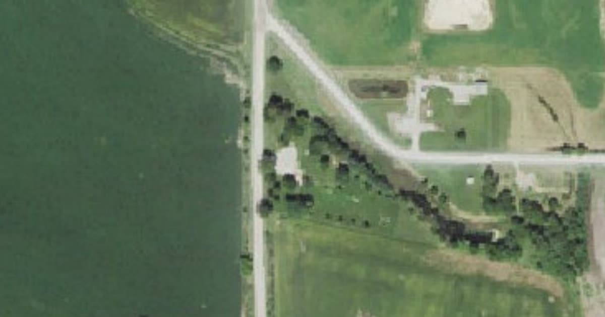 Duane Ockenfels Memorial Dog Park dog park in Monticello, IA