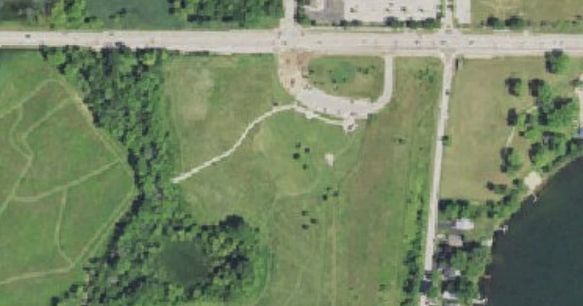 Duck Farm Dog Park dog park in Lake Villa, IL
