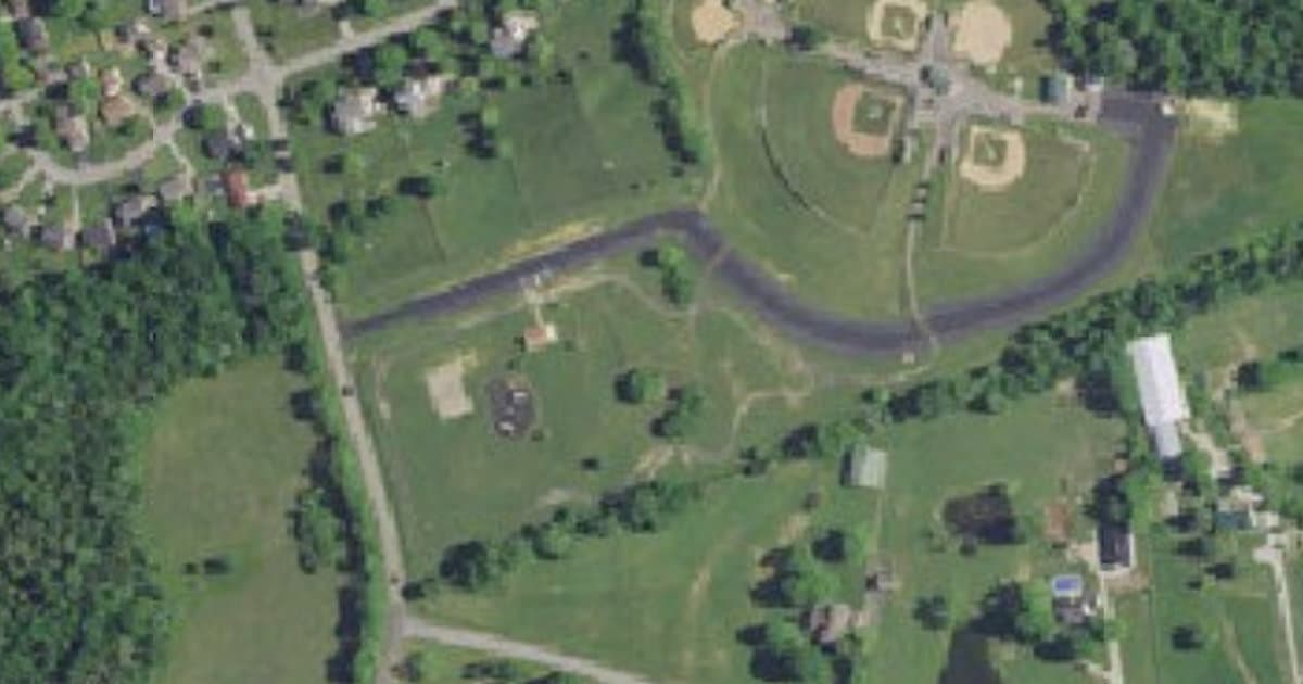 Elizabeth Cleland Cauley Dog Park dog park in La Grange, KY