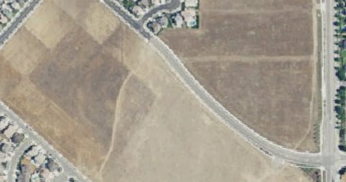 Ellis Dog Park dog park in Tracy, CA