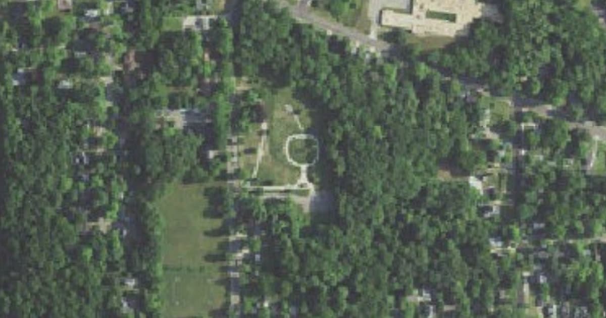 Fairmont Dog Park dog park in Kalamazoo, MI
