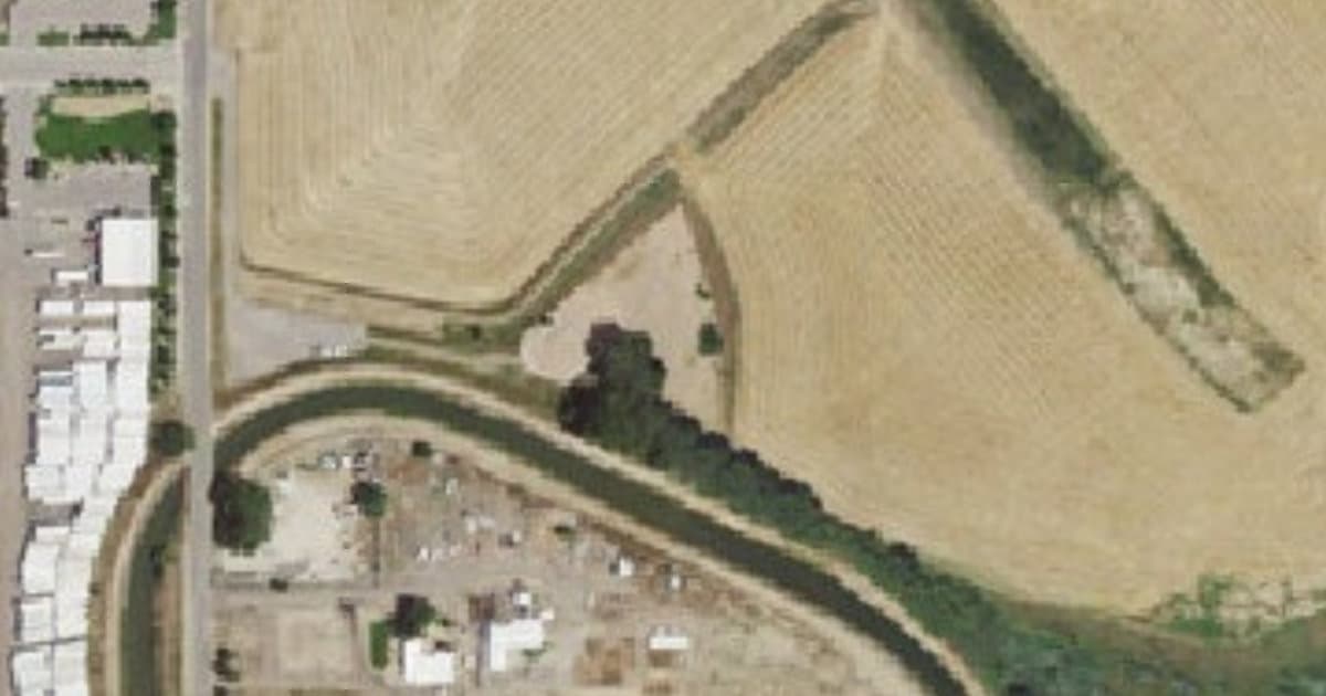 First Creek Dog Park dog park in Henderson, CO