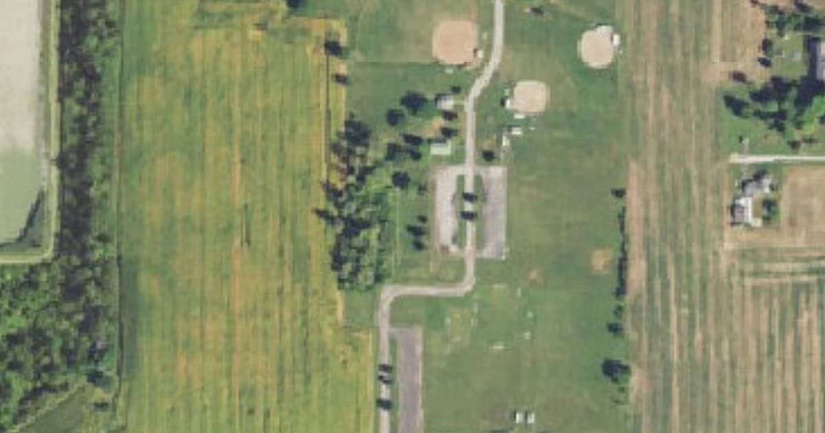 Fostoria Dog Park dog park in Fostoria, OH