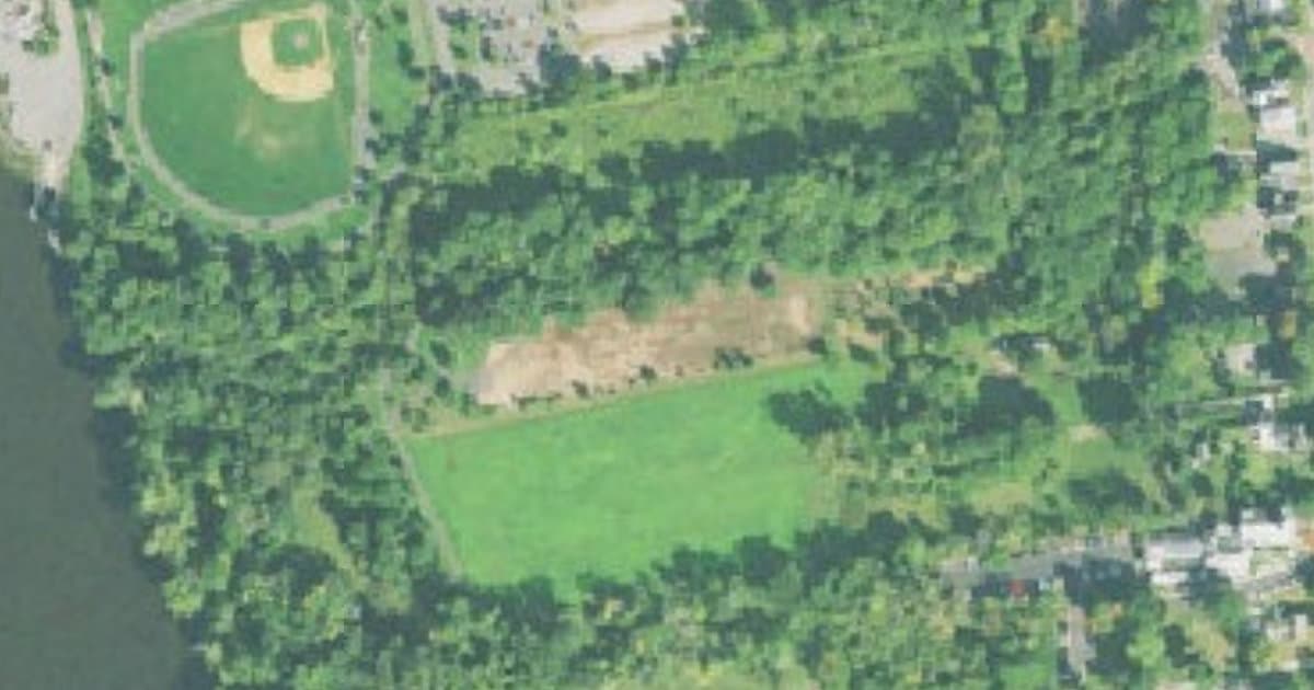 Glastonbury Dog Park dog park in Glastonbury, CT