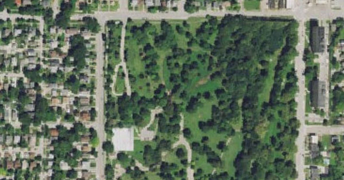 Hanscom Dog Park dog park in Omaha, NE