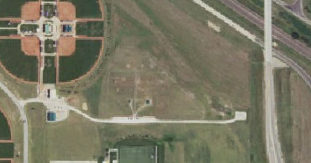 Hays Dog Park dog park in Yocemento, KS