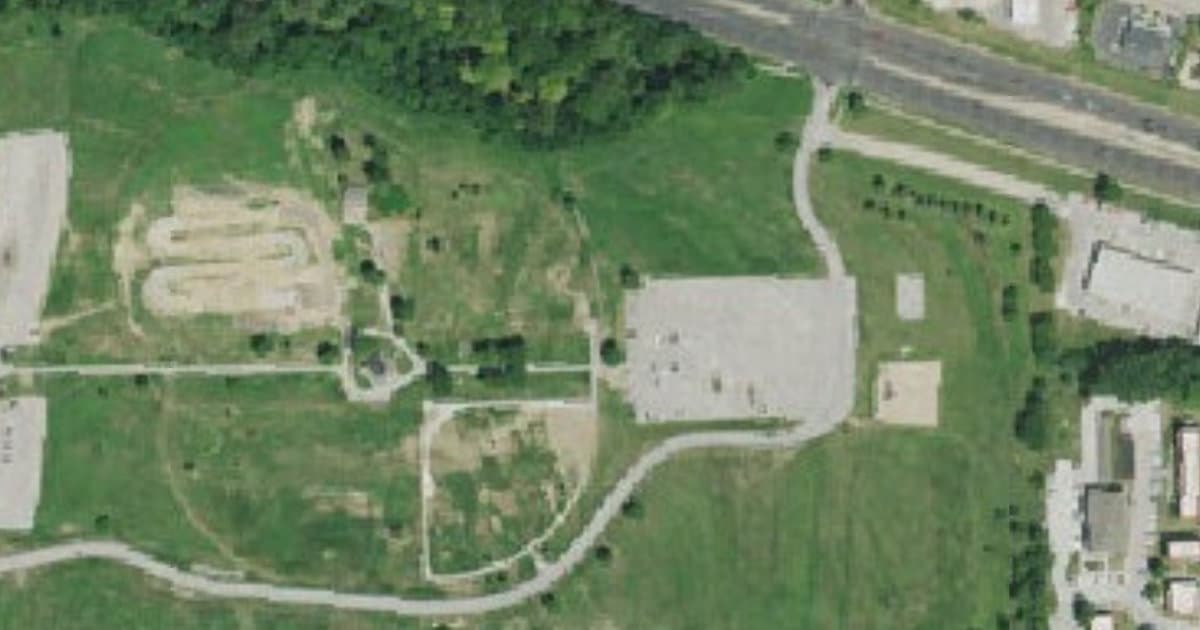 Hefflinger Dog Park dog park in Omaha, NE
