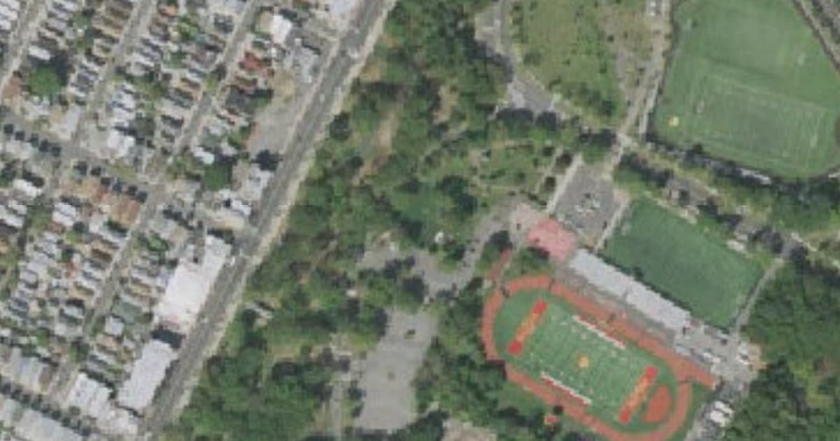Hudson County Dog Park dog park in North Bergen, NJ