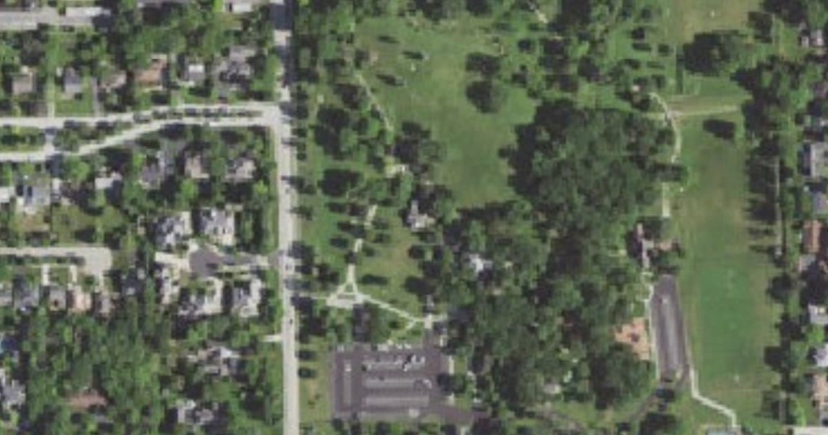 Katherine Legge Memorial Park Off-Leash Area dog park in Hinsdale, IL