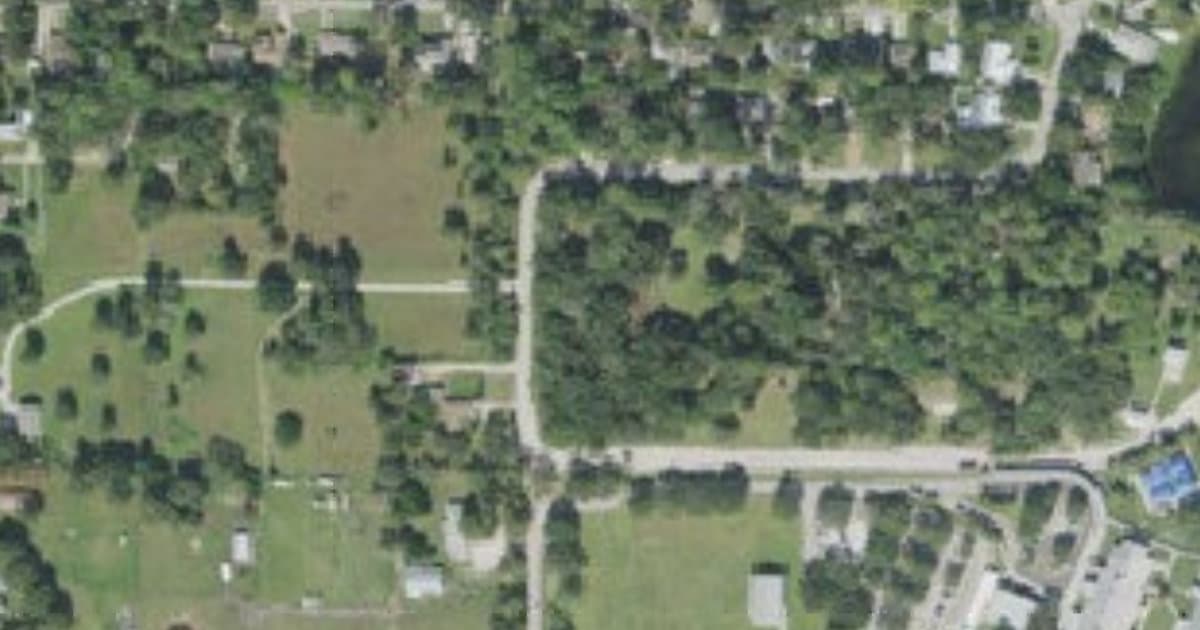 Lakeview Dog Park. dog park in Lake Sarasota, FL