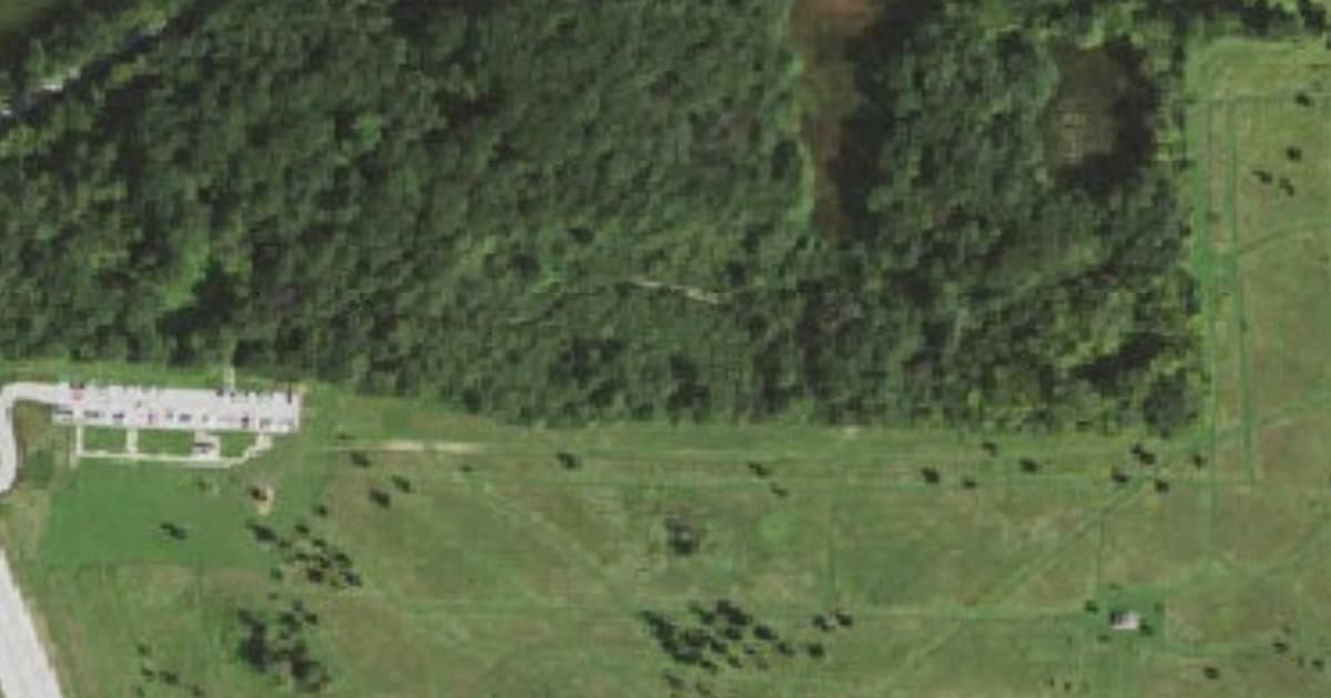 Lakewood Off-Leash Dog Area dog park in Fremont, IL