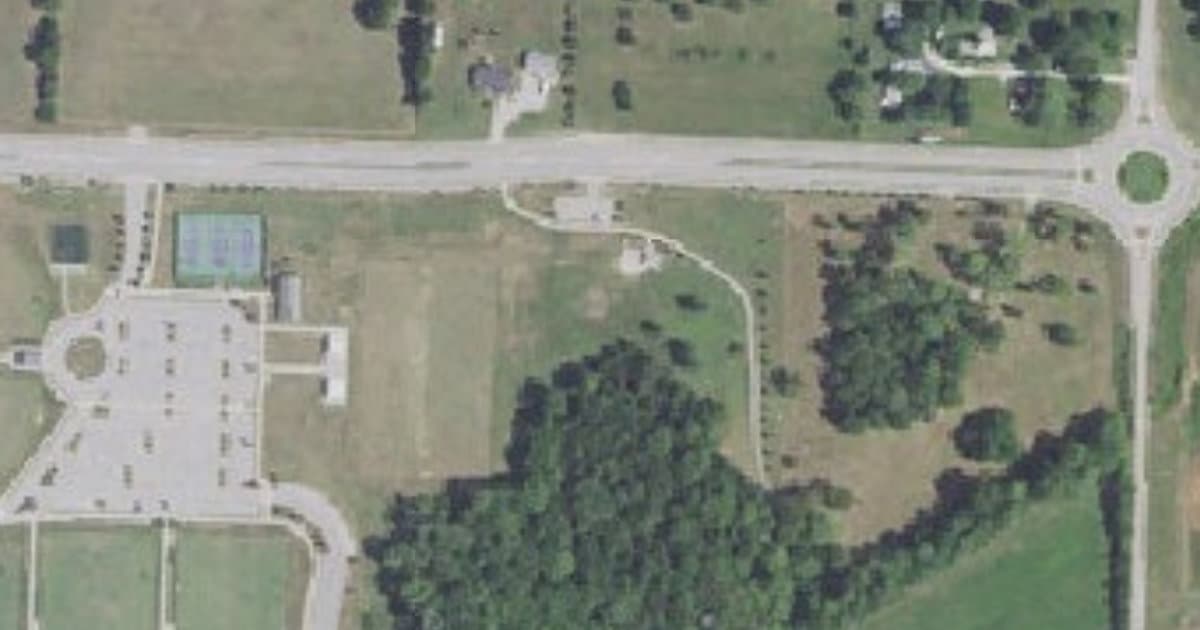 Large Dog Park dog park in Springdale, AR