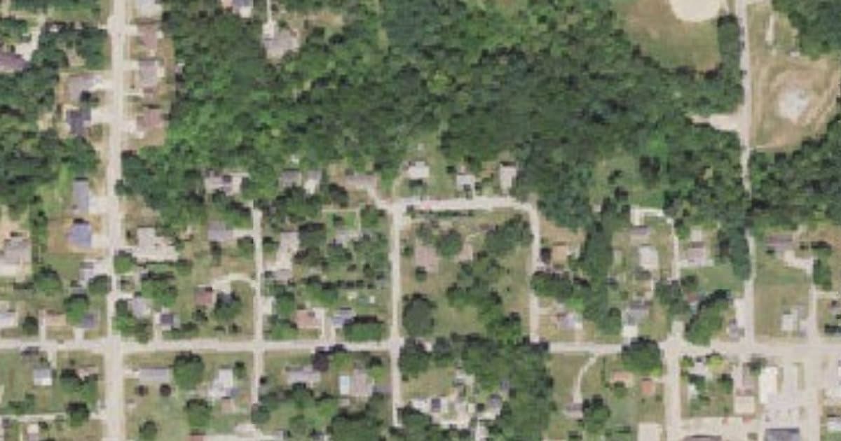 LeClaire Dog Park dog park in Le Claire, IA