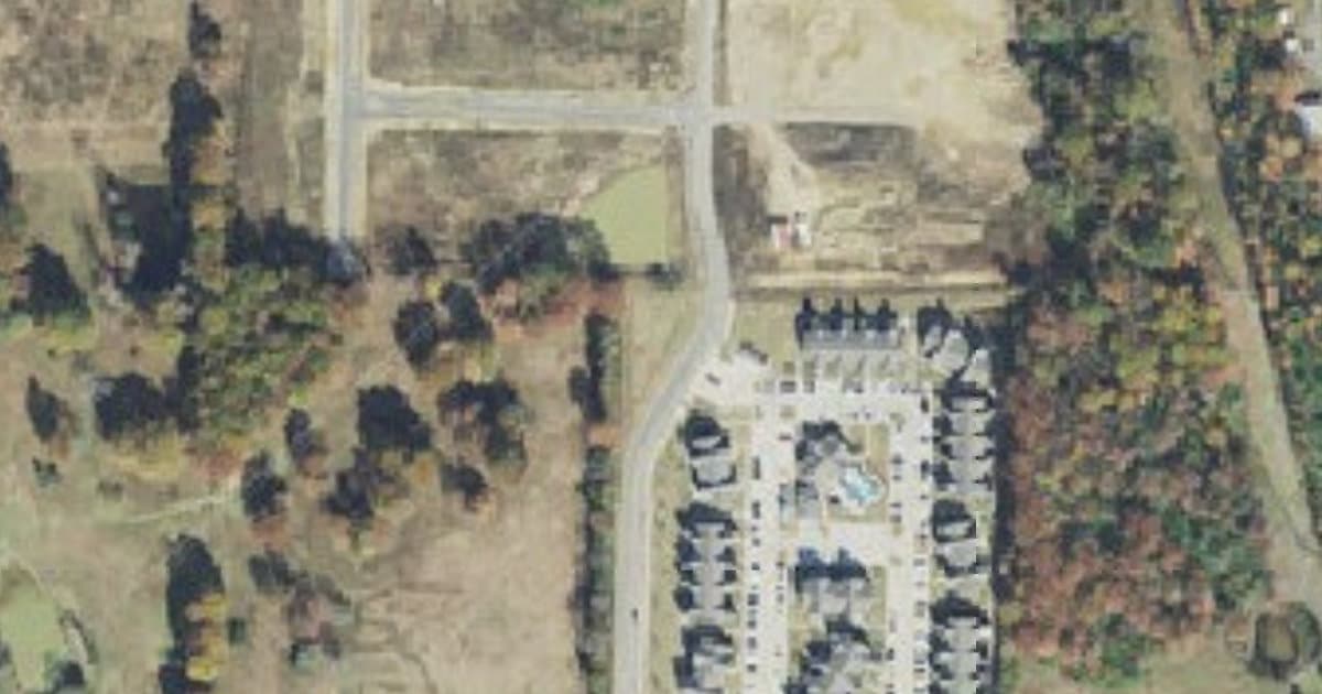 Lola Banks Dog Park dog park in Conway, AR