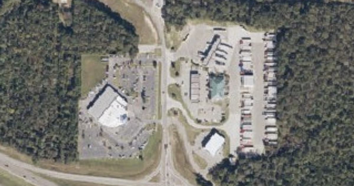 Love's Travel Stop dog park in Biloxi, MS