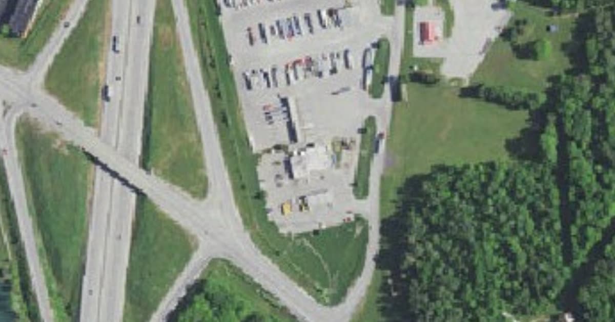 Love's Travel Stop dog park in Horse Cave, KY