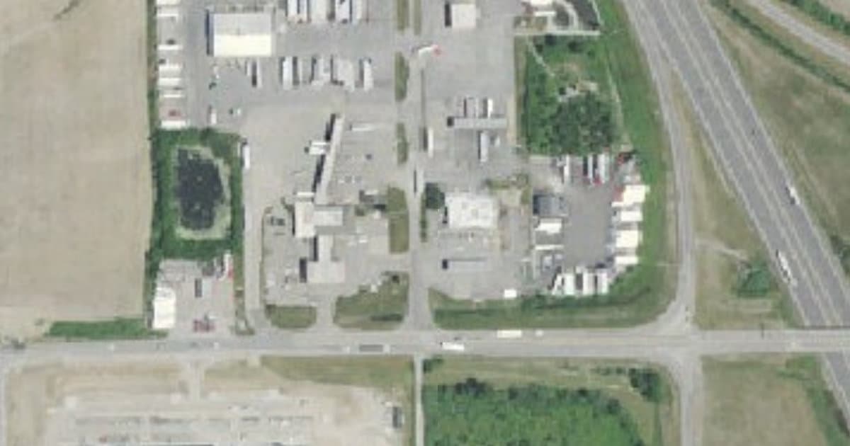 Love's Travel Stop dog park in Whiteland, IN