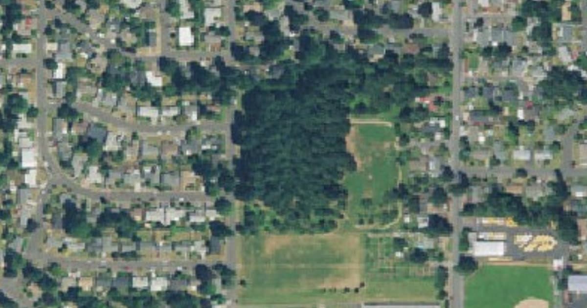 Lynchwood Park Off Leash Area dog park in Portland, OR