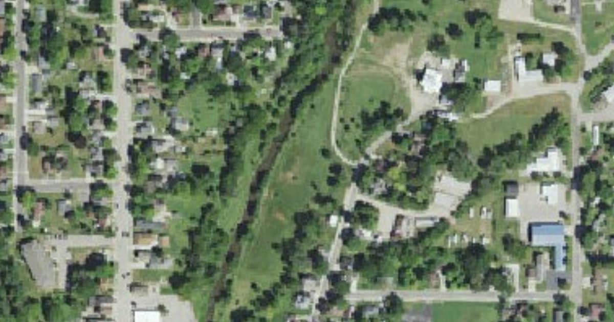 Maunesha River Dog Park dog park in Waterloo, WI