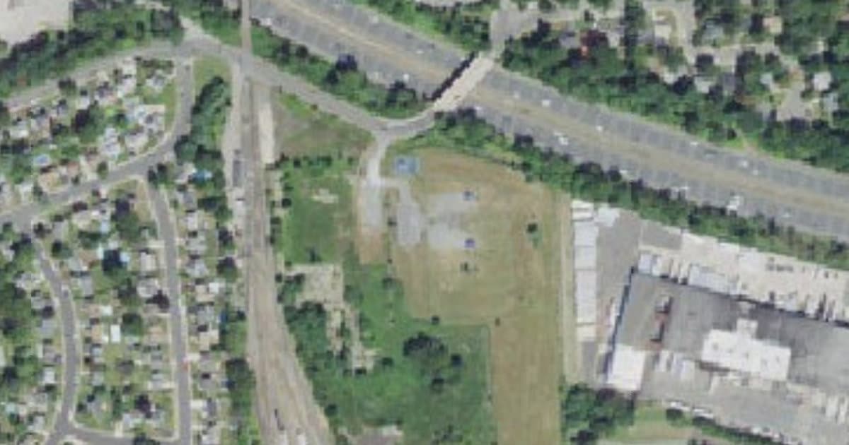 Metuchen-Edison Community Dog Park dog park in Edison, NJ