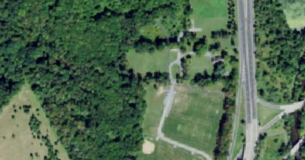 Middletown Dog Park dog park in Bedminster, NJ