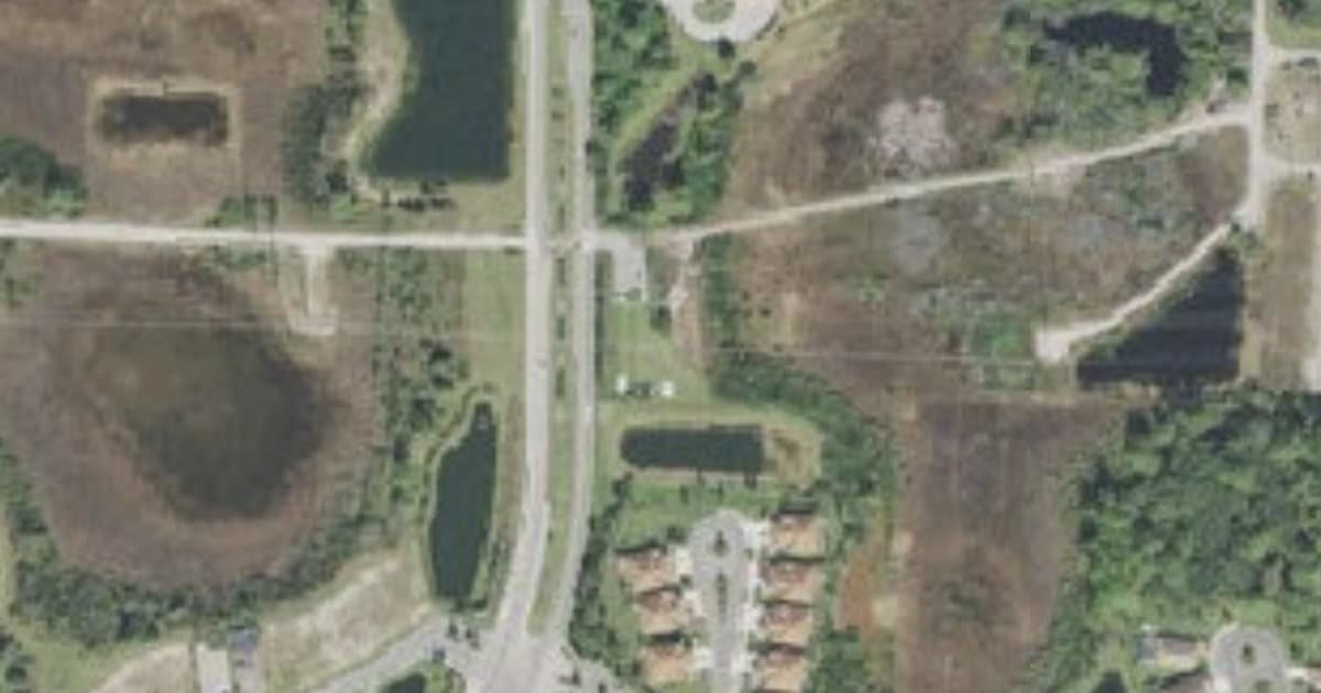 Milano Dog Park dog park in Venice, FL
