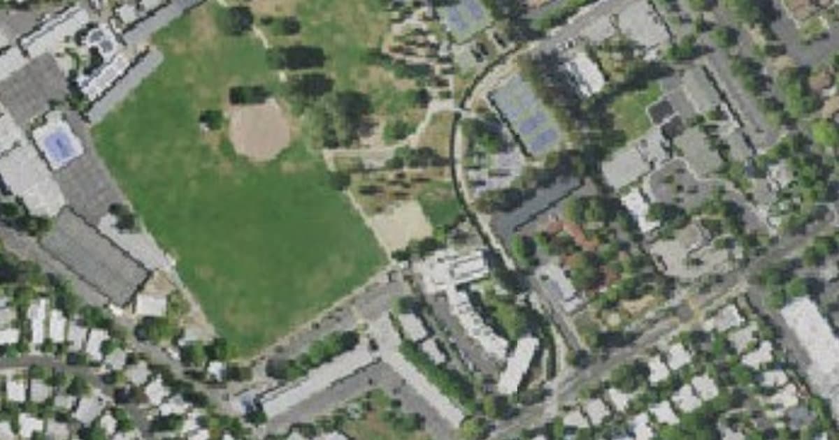 Mitchell Park Dog Park dog park in Palo Alto, CA