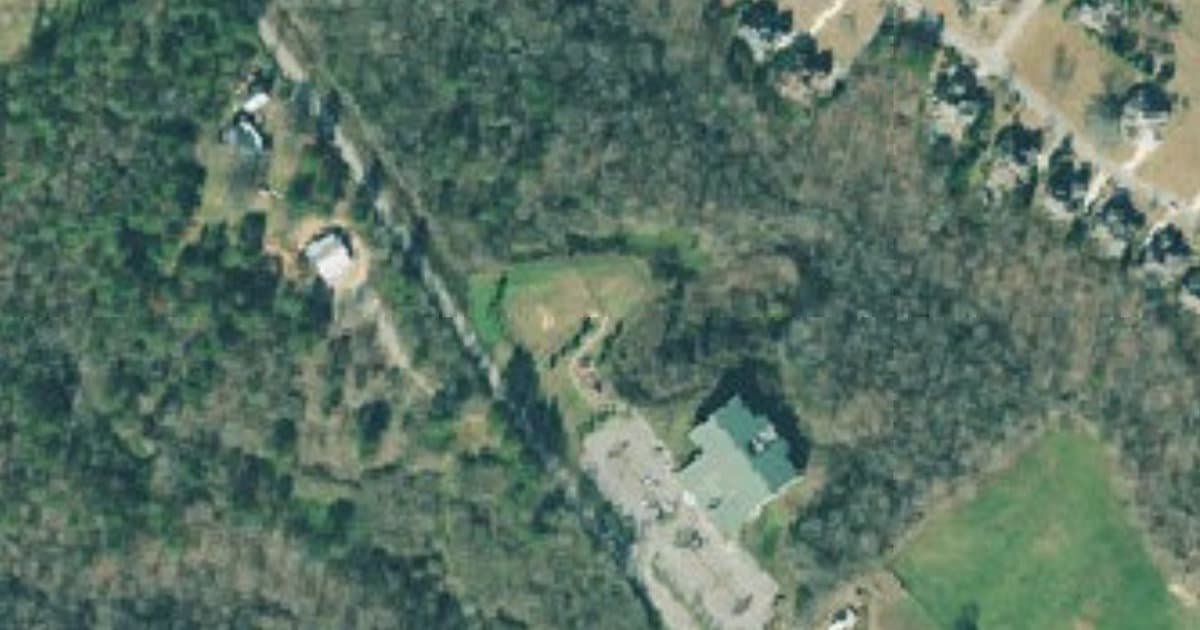 Mulberry Creek Park Dog Park dog park in Flowery Branch, GA